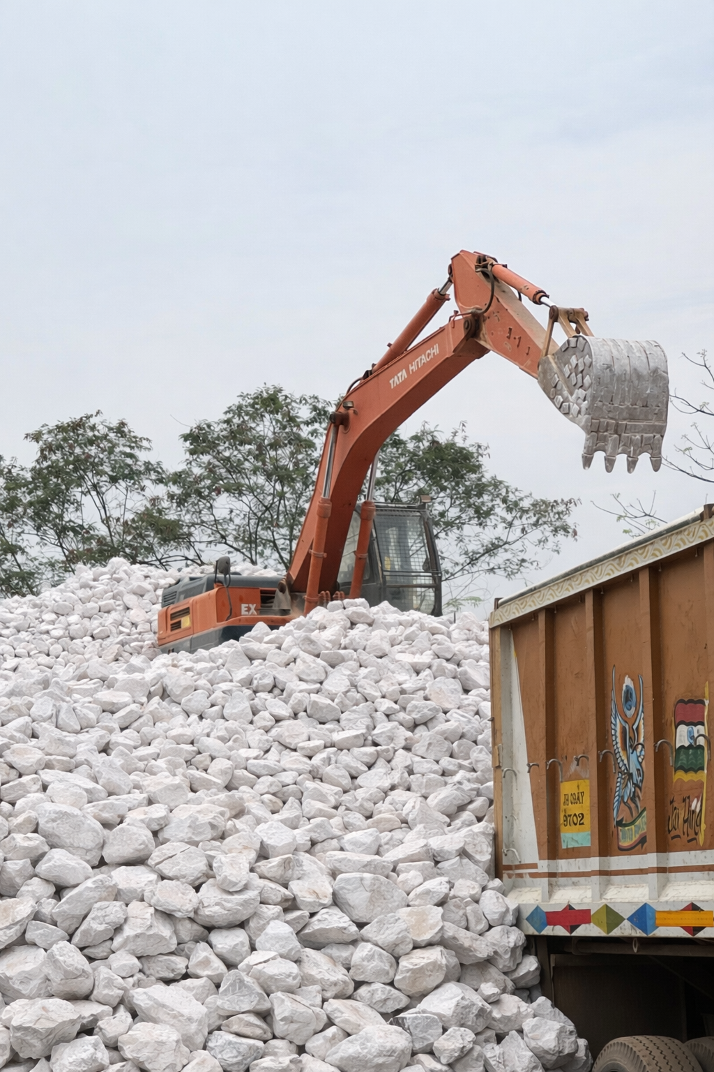 quality raw material for ramming mass manufacturing